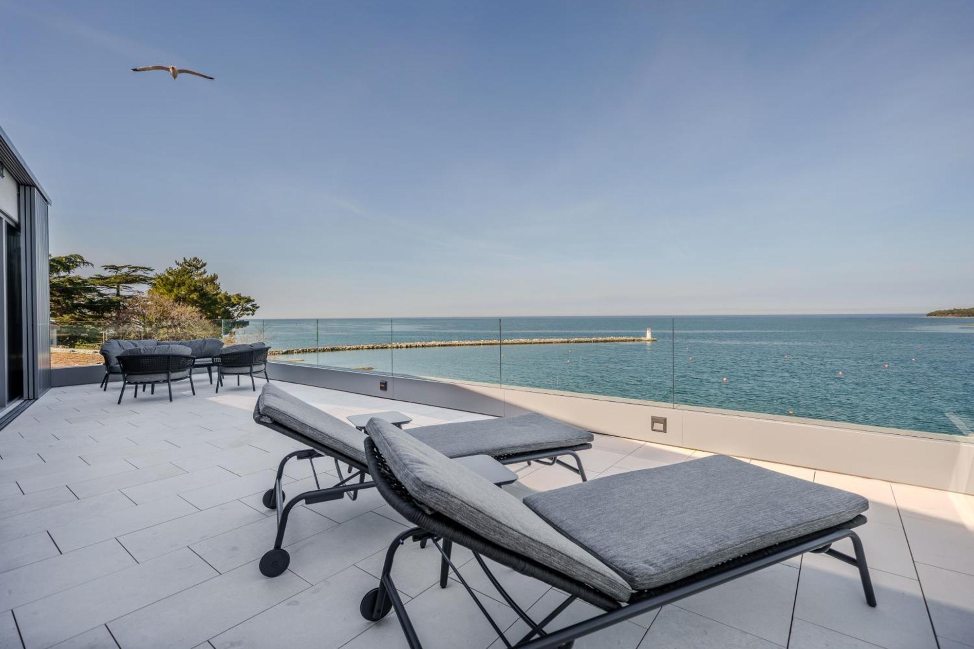 Blu Mare Hotel Novigrad  Bagian luar foto