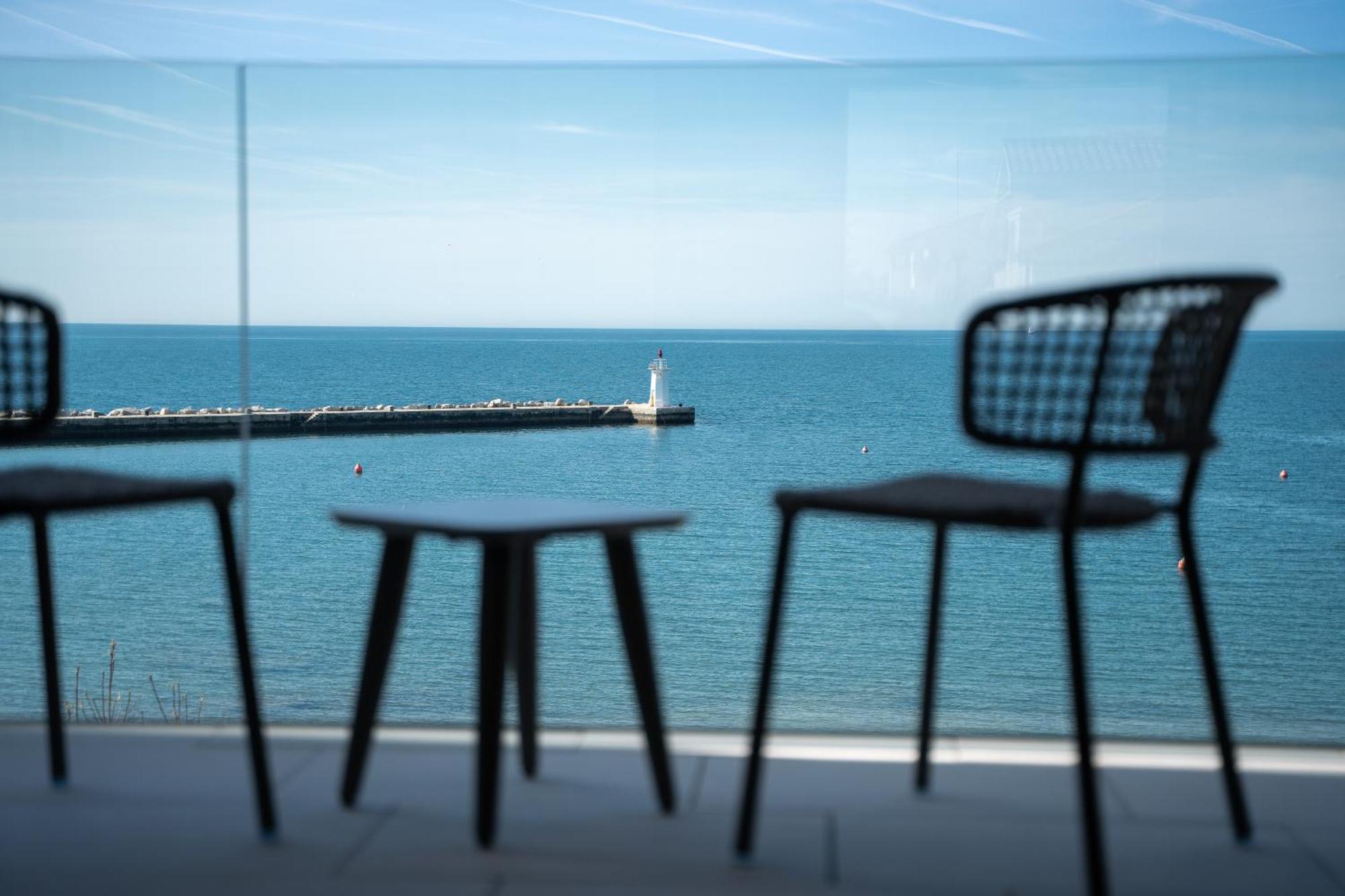 Blu Mare Hotel Novigrad  Bagian luar foto